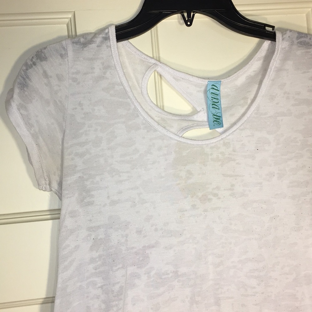 Flowy White Top